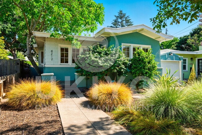 Building Photo - 4212 Arroyuelo Ave