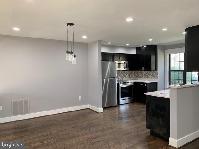 Building Photo - 10203 Scarborough Commons Ct