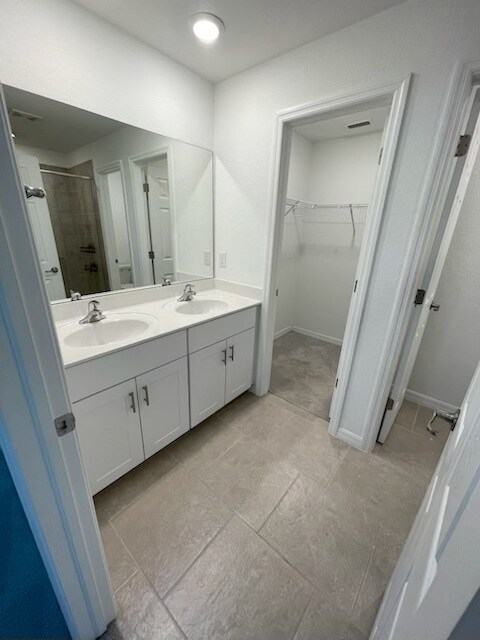 Building Photo - 14207 Oviedo Pl