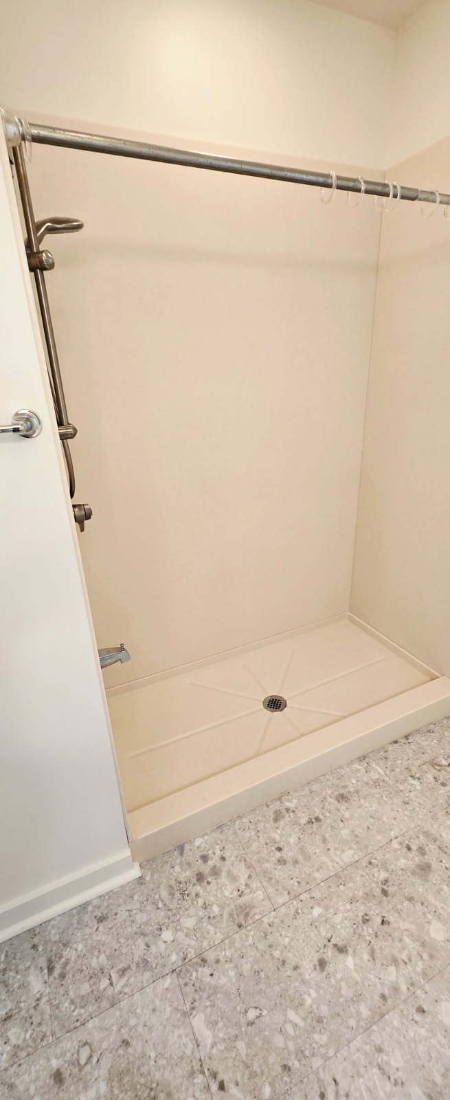 Building Photo - 3243 Beaumont Woods Pl