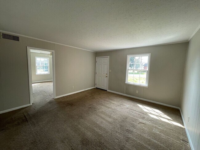 Building Photo - SHJ279-1012 Mark Drive