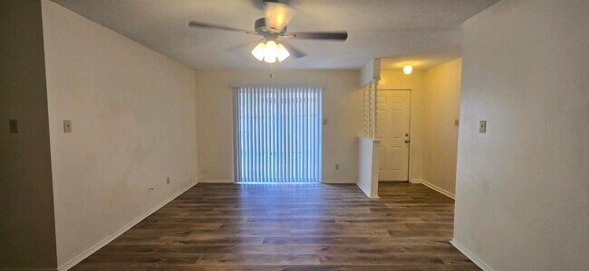 Building Photo - Coming Soon! Cozy 3 Bedroom Unit!