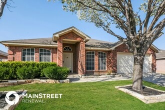 Building Photo - 532 Denise St