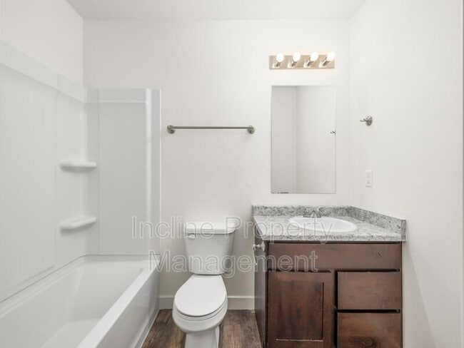 Building Photo - 178 E 630 N