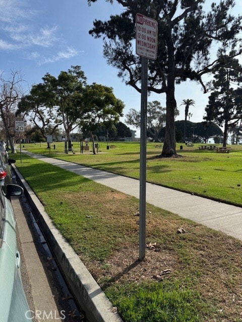 Building Photo - 1835 E 1st St