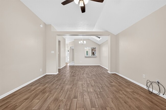 Building Photo - 22938 Sugar Bear Dr