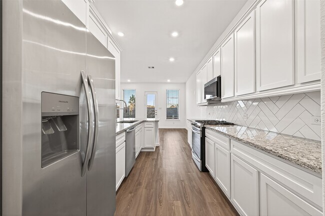 Building Photo - 5703 Foggy Vine Ct