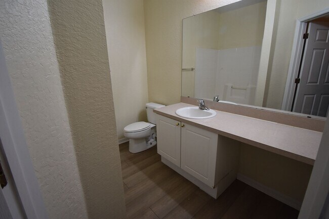 Building Photo - 850 Grand Regency Pointe