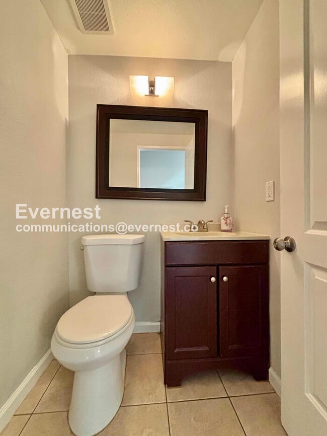 Building Photo - 8347 Burnet Ave