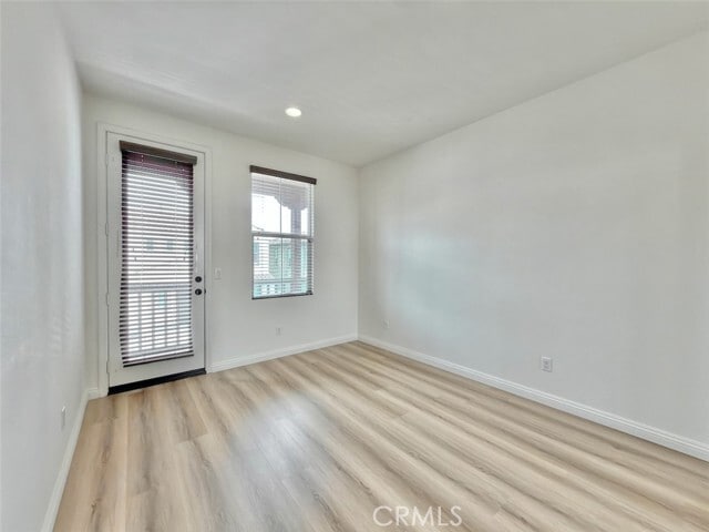 Building Photo - 1121 N Ventana Ln