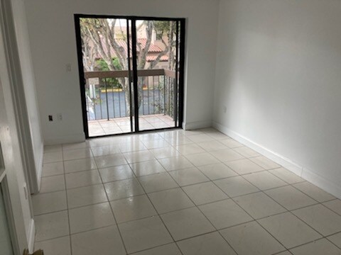Building Photo - 3820 SW 79th Ave