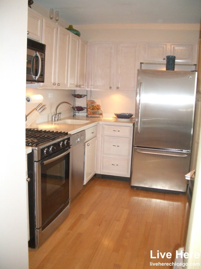 2800 N Lake Shore Dr 2800 N Lake Shore Dr Chicago IL 60657