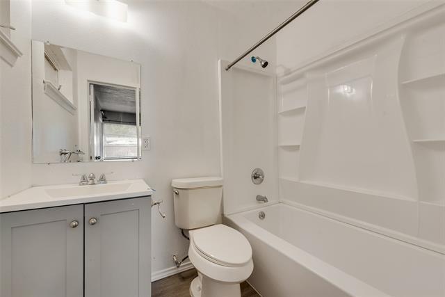 Building Photo - 6748 Hialeah Dr