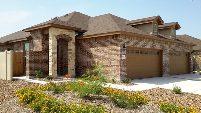 Village at Avery Park 22082210 Avery Vlg New Braunfels TX 78130