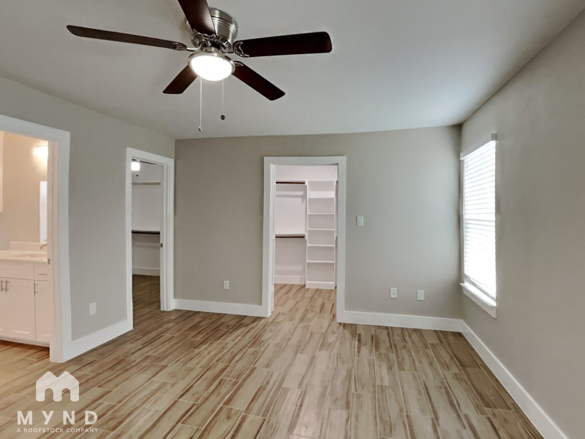 Building Photo - 5736 Lone Star Cir