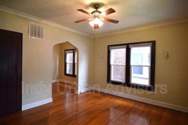 Primary Photo - 2527 Shelby St