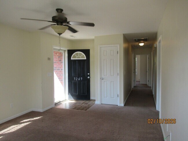 Building Photo - 3 Bedroom, 2 bathroom Brick home-HWY 15 SOUTH