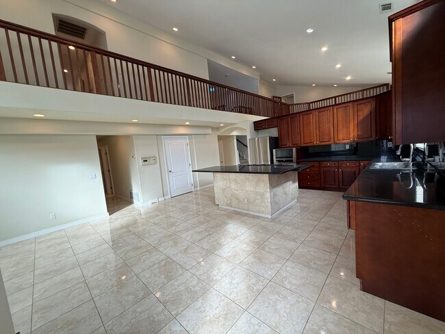 Building Photo - 12665 Sundance Ave