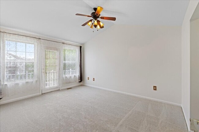 Building Photo - 95 Tattersall Dr