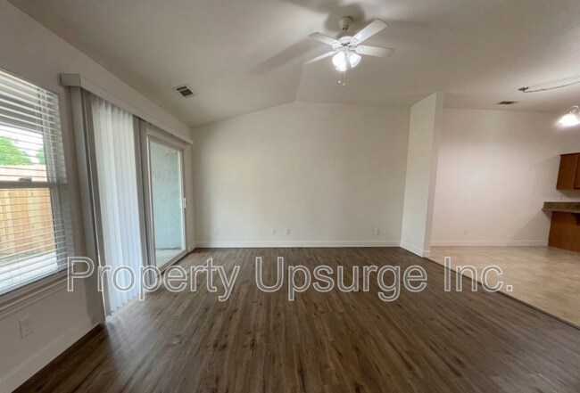 Building Photo - 3765 Silvario Ct