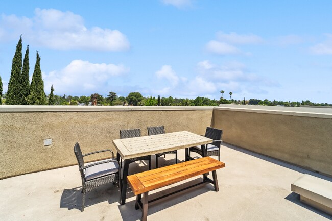 Building Photo - 13225 W Lumina Way