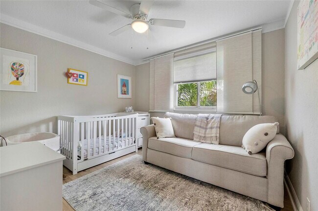 Building Photo - 604 Stanton Dr