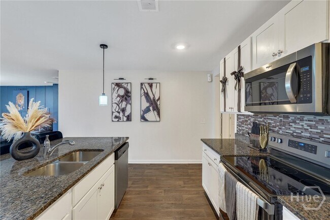 Building Photo - 123 Tobago Cir