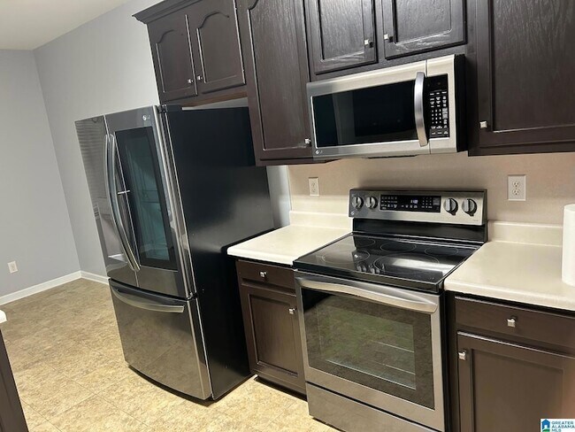Building Photo - 2154 Russet Meadows Ln