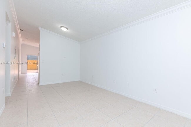 Building Photo - 8640 NW 188th Terrace