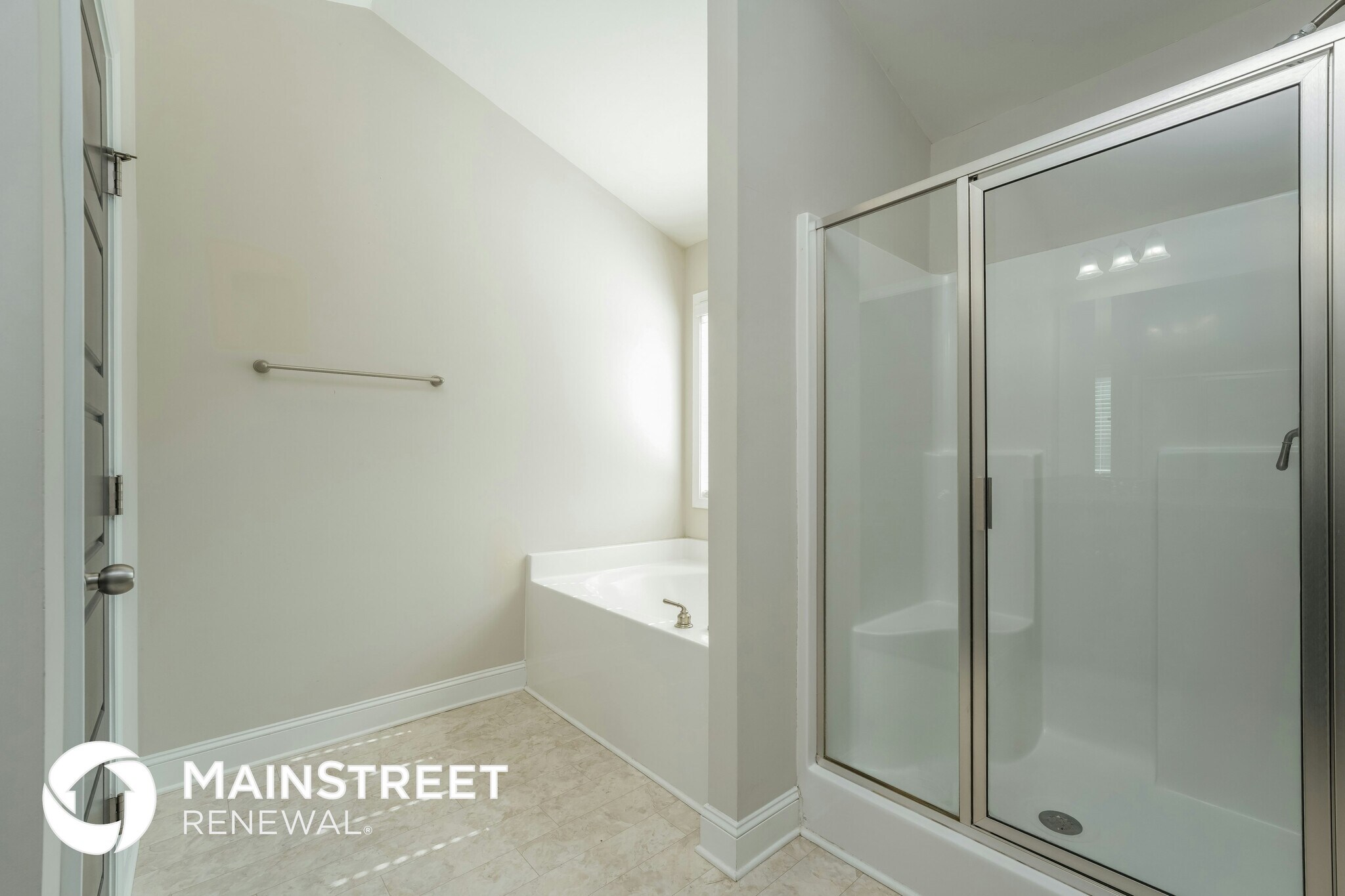 Building Photo - 1025 Overlook Walk Way