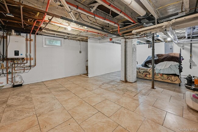 Building Photo - 13 Herbert Ave