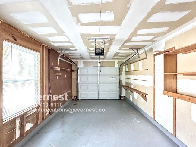 Building Photo - 3-Bedroom, 2-Bath Home with Serene Natural...