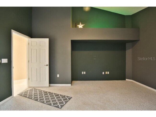 Building Photo - 4700 Tivoli Ave