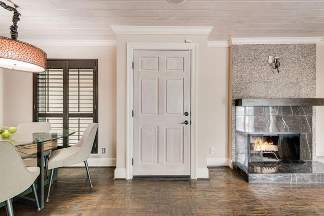 Building Photo - 1513 E Interstate 30