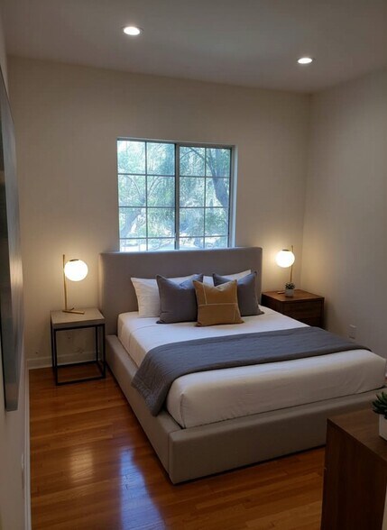 Building Photo - 1037 S Longwood Ave