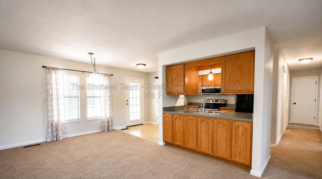 Building Photo - 8006 Wilnoty Dr