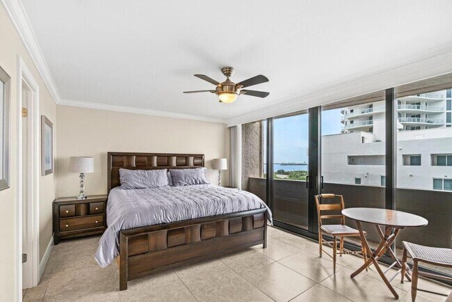 Building Photo - 4200 N Ocean Dr