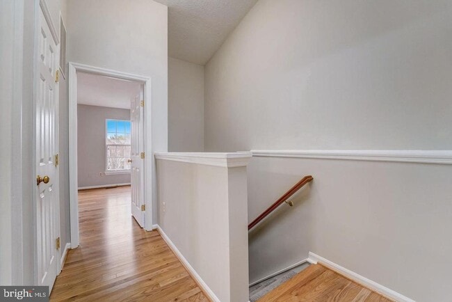 Building Photo - 1248 Quaker Ridge Dr