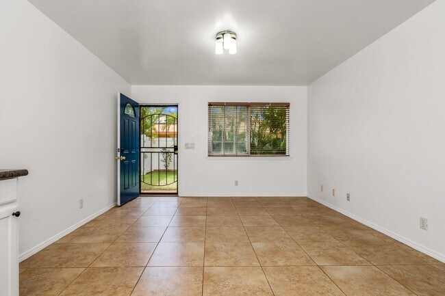 Building Photo - 679 Malimali St