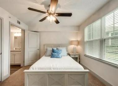 Building Photo - 901 Farm to Market 517 Rd W