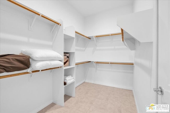 Building Photo - 69 Cabernet