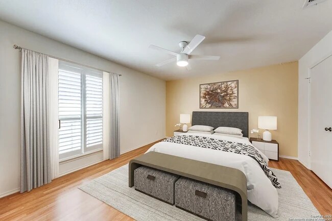 Main bedroom - 7815 Broadway St