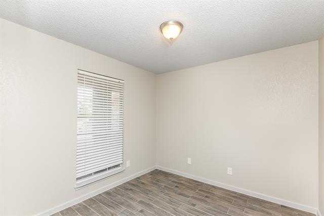 Building Photo - 914 Pierce Arrow Dr