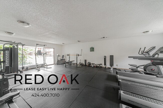 Building Photo - 3655 Artesia Blvd