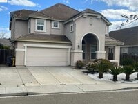 Building Photo - 74 Vella Cir