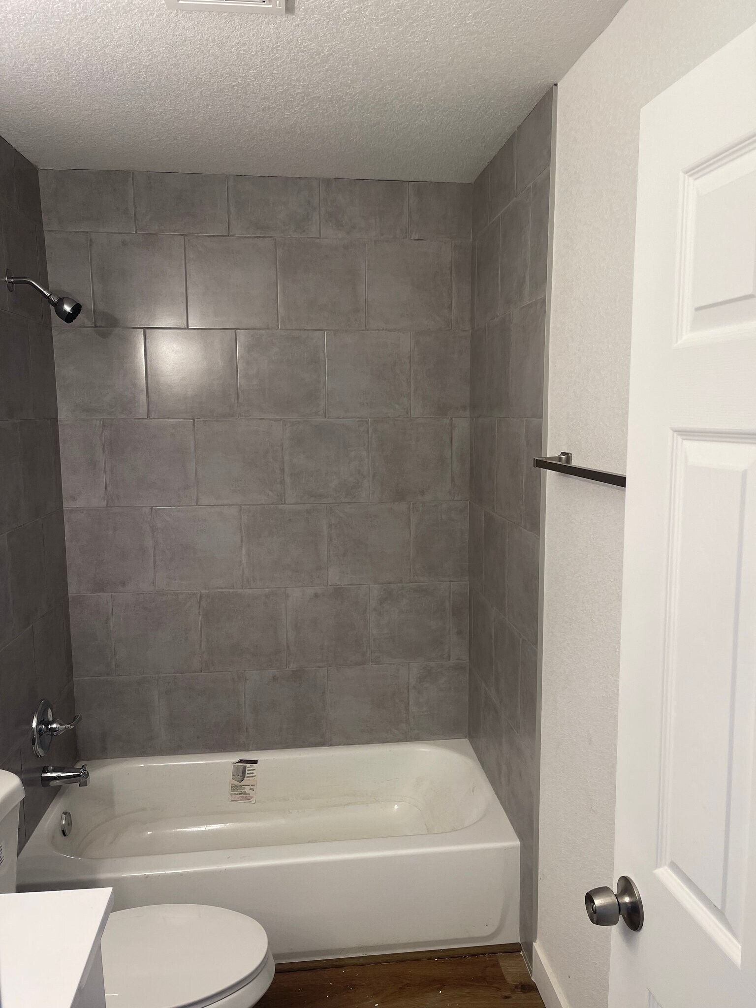 Building Photo - 432 E Sunset Rd