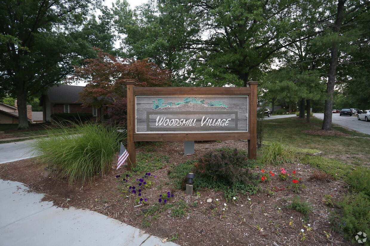 Woodsmill Village Apartment Homes Ballwin
