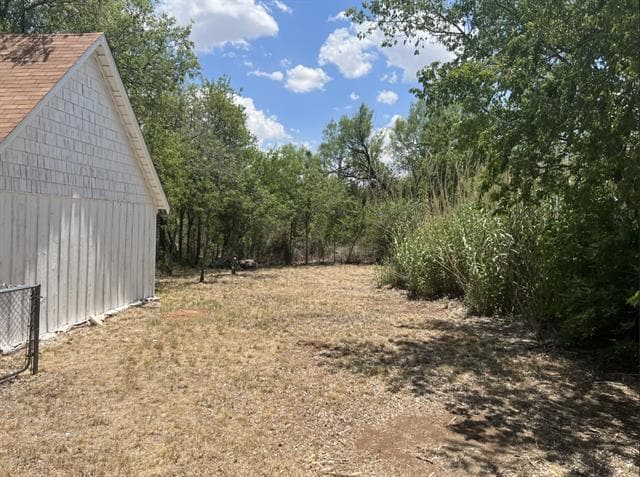 Building Photo - 361 College Dr