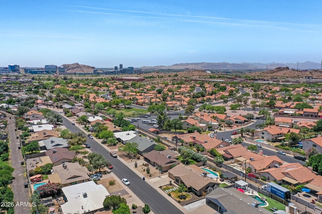 Building Photo - 1812 N McAllister Ave