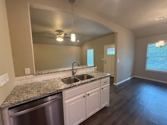 Building Photo - 8809 SW 55th St